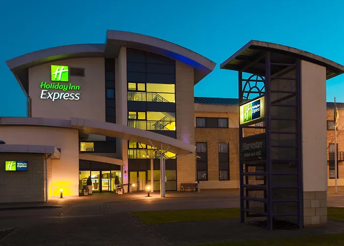 Holiday Inn Express Northampton - South By Ihg